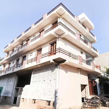 Hotel O The Velvet Chinhat Tiraha Ngoại thất bức ảnh