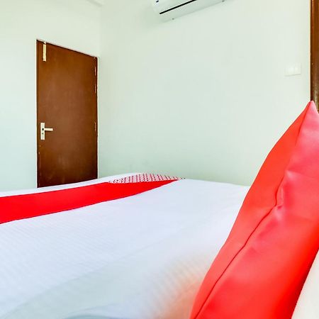 Hotel O The Velvet Chinhat Tiraha Ngoại thất bức ảnh